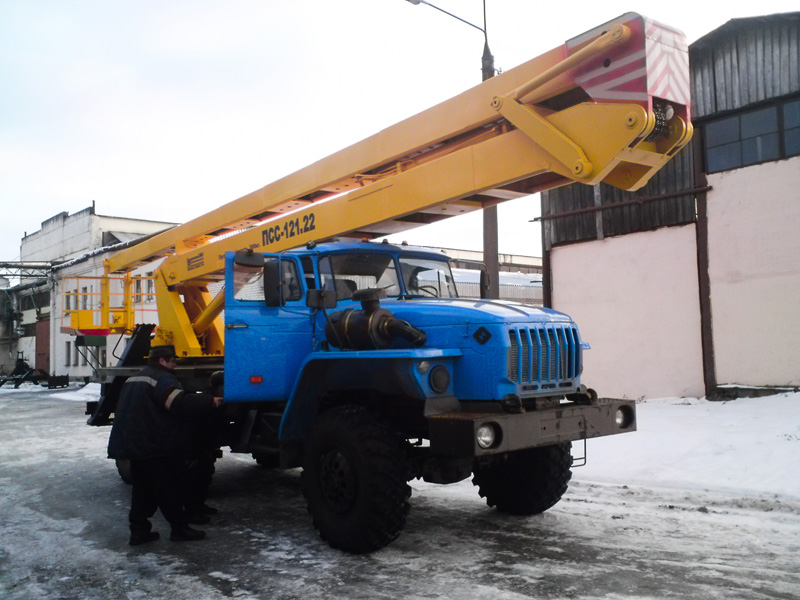 Автовышка ПСС-121.22 на шасси УРАЛ 4320 Автовышка ПСС-121.22 на шасси УРАЛ 4320